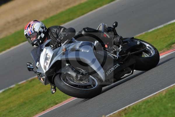 Motorcycle action photographs;Ty croes;anglesey;anglesey photographs;event digital images;eventdigitalimages;no limits trackday;peter wileman photography;trac mon;trackday;trackday digital images;trackday photos