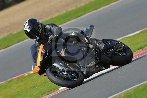 Motorcycle action photographs;Ty croes;anglesey;anglesey photographs;event digital images;eventdigitalimages;no limits trackday;peter wileman photography;trac mon;trackday;trackday digital images;trackday photos