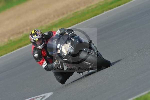 Motorcycle action photographs;Ty croes;anglesey;anglesey photographs;event digital images;eventdigitalimages;no limits trackday;peter wileman photography;trac mon;trackday;trackday digital images;trackday photos