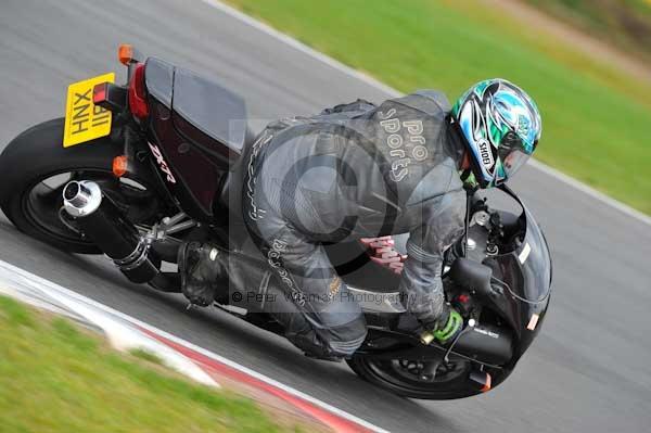 Motorcycle action photographs;Ty croes;anglesey;anglesey photographs;event digital images;eventdigitalimages;no limits trackday;peter wileman photography;trac mon;trackday;trackday digital images;trackday photos