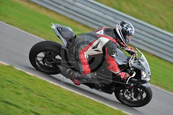 Motorcycle action photographs;Ty croes;anglesey;anglesey photographs;event digital images;eventdigitalimages;no limits trackday;peter wileman photography;trac mon;trackday;trackday digital images;trackday photos