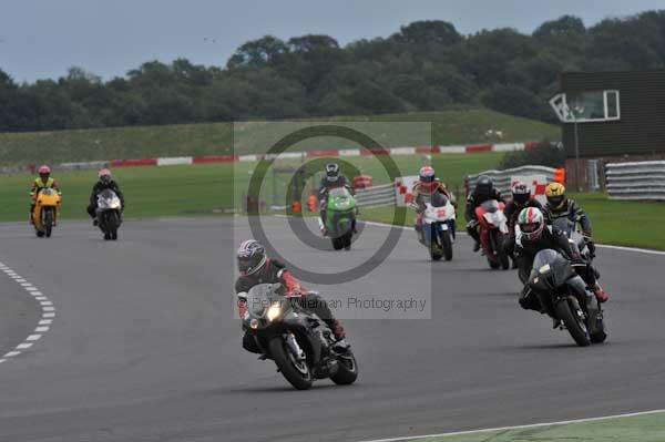 Motorcycle action photographs;Ty croes;anglesey;anglesey photographs;event digital images;eventdigitalimages;no limits trackday;peter wileman photography;trac mon;trackday;trackday digital images;trackday photos