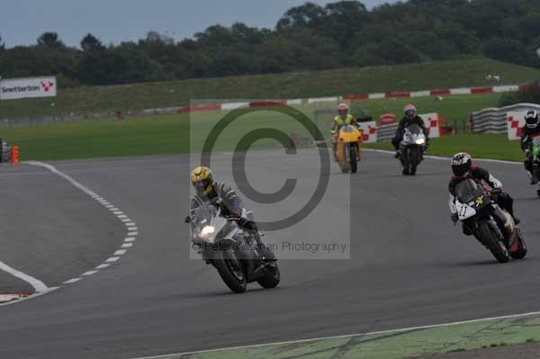 Motorcycle action photographs;Ty croes;anglesey;anglesey photographs;event digital images;eventdigitalimages;no limits trackday;peter wileman photography;trac mon;trackday;trackday digital images;trackday photos