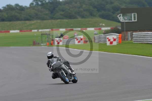 Motorcycle action photographs;Ty croes;anglesey;anglesey photographs;event digital images;eventdigitalimages;no limits trackday;peter wileman photography;trac mon;trackday;trackday digital images;trackday photos