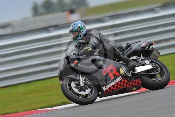 Motorcycle action photographs;Ty croes;anglesey;anglesey photographs;event digital images;eventdigitalimages;no limits trackday;peter wileman photography;trac mon;trackday;trackday digital images;trackday photos