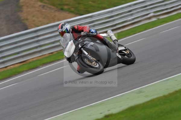 Motorcycle action photographs;Ty croes;anglesey;anglesey photographs;event digital images;eventdigitalimages;no limits trackday;peter wileman photography;trac mon;trackday;trackday digital images;trackday photos