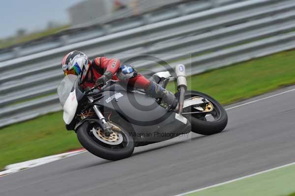 Motorcycle action photographs;Ty croes;anglesey;anglesey photographs;event digital images;eventdigitalimages;no limits trackday;peter wileman photography;trac mon;trackday;trackday digital images;trackday photos