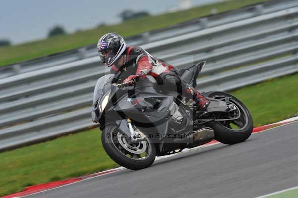 Motorcycle action photographs;Ty croes;anglesey;anglesey photographs;event digital images;eventdigitalimages;no limits trackday;peter wileman photography;trac mon;trackday;trackday digital images;trackday photos