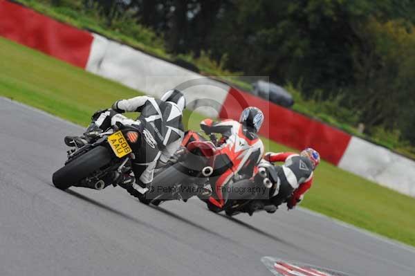 Motorcycle action photographs;Ty croes;anglesey;anglesey photographs;event digital images;eventdigitalimages;no limits trackday;peter wileman photography;trac mon;trackday;trackday digital images;trackday photos