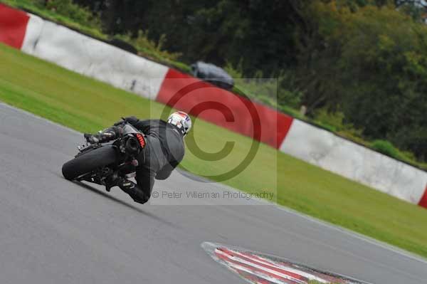 Motorcycle action photographs;Ty croes;anglesey;anglesey photographs;event digital images;eventdigitalimages;no limits trackday;peter wileman photography;trac mon;trackday;trackday digital images;trackday photos