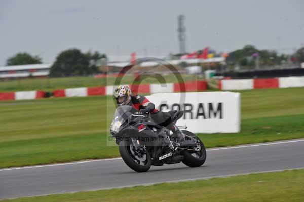 Motorcycle action photographs;Ty croes;anglesey;anglesey photographs;event digital images;eventdigitalimages;no limits trackday;peter wileman photography;trac mon;trackday;trackday digital images;trackday photos