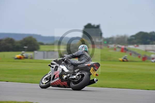 Motorcycle action photographs;Ty croes;anglesey;anglesey photographs;event digital images;eventdigitalimages;no limits trackday;peter wileman photography;trac mon;trackday;trackday digital images;trackday photos