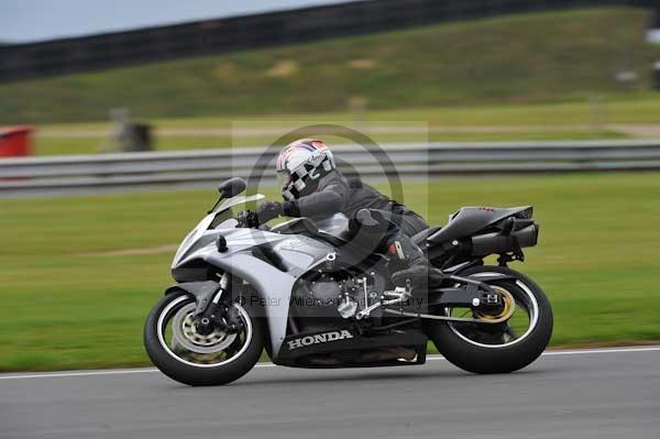 Motorcycle action photographs;Ty croes;anglesey;anglesey photographs;event digital images;eventdigitalimages;no limits trackday;peter wileman photography;trac mon;trackday;trackday digital images;trackday photos