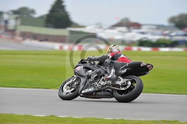 Motorcycle action photographs;Ty croes;anglesey;anglesey photographs;event digital images;eventdigitalimages;no limits trackday;peter wileman photography;trac mon;trackday;trackday digital images;trackday photos