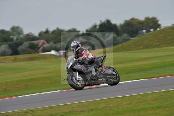 Motorcycle action photographs;Ty croes;anglesey;anglesey photographs;event digital images;eventdigitalimages;no limits trackday;peter wileman photography;trac mon;trackday;trackday digital images;trackday photos