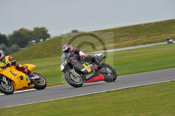 Motorcycle action photographs;Ty croes;anglesey;anglesey photographs;event digital images;eventdigitalimages;no limits trackday;peter wileman photography;trac mon;trackday;trackday digital images;trackday photos