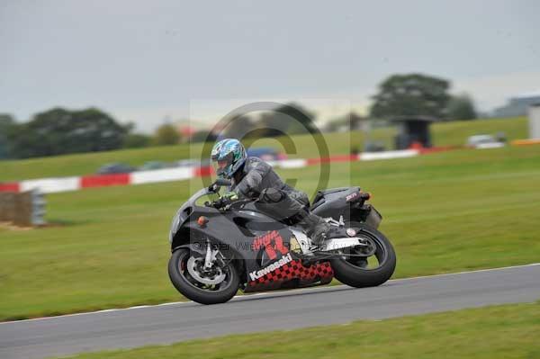 Motorcycle action photographs;Ty croes;anglesey;anglesey photographs;event digital images;eventdigitalimages;no limits trackday;peter wileman photography;trac mon;trackday;trackday digital images;trackday photos