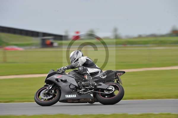 Motorcycle action photographs;Ty croes;anglesey;anglesey photographs;event digital images;eventdigitalimages;no limits trackday;peter wileman photography;trac mon;trackday;trackday digital images;trackday photos