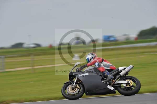 Motorcycle action photographs;Ty croes;anglesey;anglesey photographs;event digital images;eventdigitalimages;no limits trackday;peter wileman photography;trac mon;trackday;trackday digital images;trackday photos