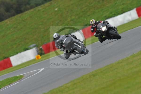 Motorcycle action photographs;Ty croes;anglesey;anglesey photographs;event digital images;eventdigitalimages;no limits trackday;peter wileman photography;trac mon;trackday;trackday digital images;trackday photos