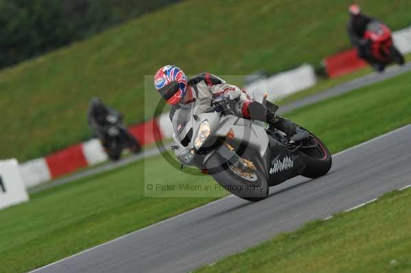 Motorcycle action photographs;Ty croes;anglesey;anglesey photographs;event digital images;eventdigitalimages;no limits trackday;peter wileman photography;trac mon;trackday;trackday digital images;trackday photos