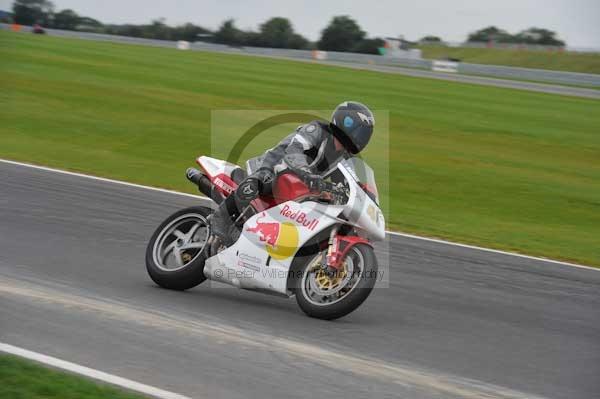 Motorcycle action photographs;Ty croes;anglesey;anglesey photographs;event digital images;eventdigitalimages;no limits trackday;peter wileman photography;trac mon;trackday;trackday digital images;trackday photos