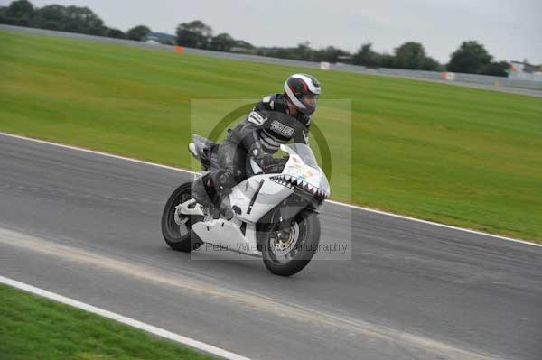 Motorcycle action photographs;Ty croes;anglesey;anglesey photographs;event digital images;eventdigitalimages;no limits trackday;peter wileman photography;trac mon;trackday;trackday digital images;trackday photos