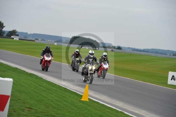 Motorcycle action photographs;Ty croes;anglesey;anglesey photographs;event digital images;eventdigitalimages;no limits trackday;peter wileman photography;trac mon;trackday;trackday digital images;trackday photos