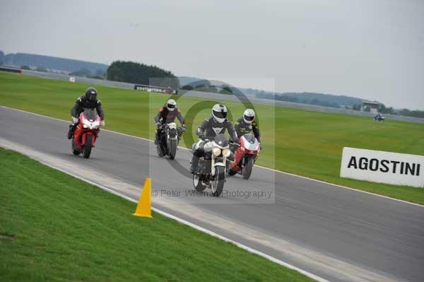 Motorcycle action photographs;Ty croes;anglesey;anglesey photographs;event digital images;eventdigitalimages;no limits trackday;peter wileman photography;trac mon;trackday;trackday digital images;trackday photos