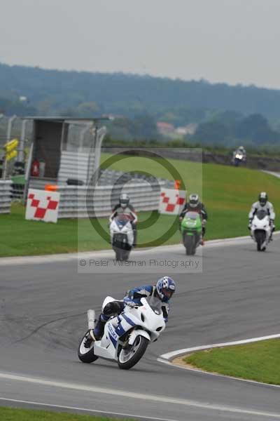 Motorcycle action photographs;Ty croes;anglesey;anglesey photographs;event digital images;eventdigitalimages;no limits trackday;peter wileman photography;trac mon;trackday;trackday digital images;trackday photos