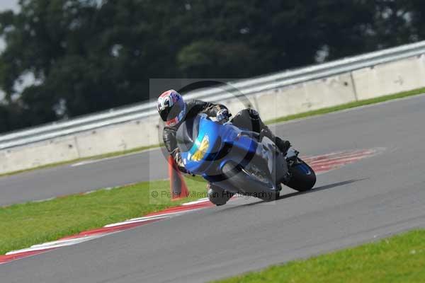 Motorcycle action photographs;Ty croes;anglesey;anglesey photographs;event digital images;eventdigitalimages;no limits trackday;peter wileman photography;trac mon;trackday;trackday digital images;trackday photos