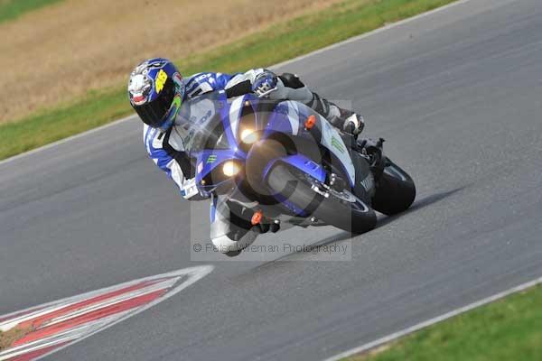 Motorcycle action photographs;Ty croes;anglesey;anglesey photographs;event digital images;eventdigitalimages;no limits trackday;peter wileman photography;trac mon;trackday;trackday digital images;trackday photos