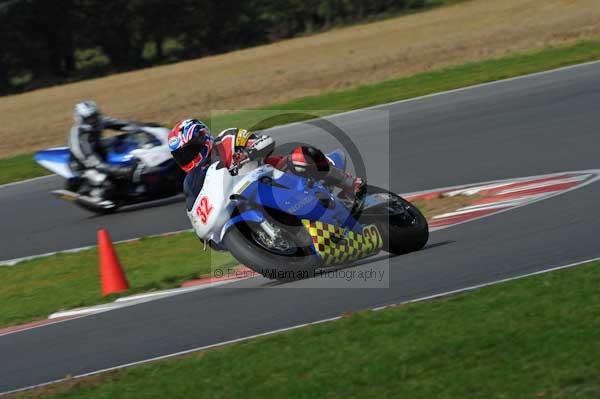 Motorcycle action photographs;Ty croes;anglesey;anglesey photographs;event digital images;eventdigitalimages;no limits trackday;peter wileman photography;trac mon;trackday;trackday digital images;trackday photos