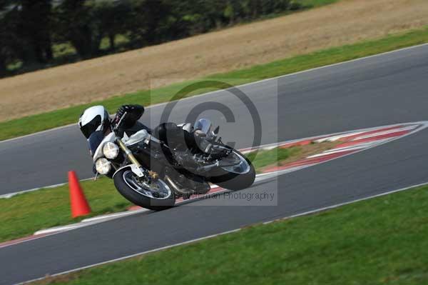 Motorcycle action photographs;Ty croes;anglesey;anglesey photographs;event digital images;eventdigitalimages;no limits trackday;peter wileman photography;trac mon;trackday;trackday digital images;trackday photos