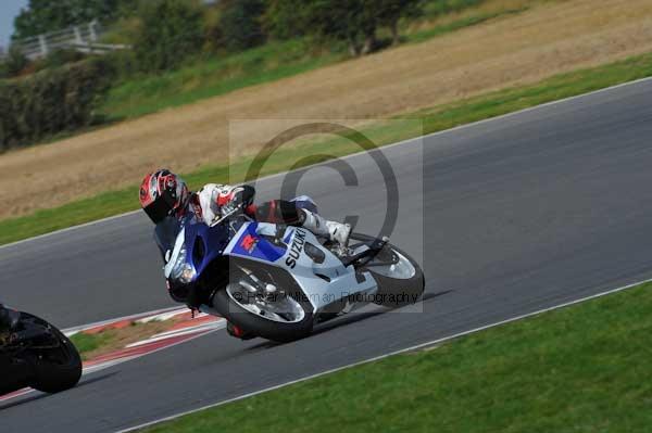 Motorcycle action photographs;Ty croes;anglesey;anglesey photographs;event digital images;eventdigitalimages;no limits trackday;peter wileman photography;trac mon;trackday;trackday digital images;trackday photos