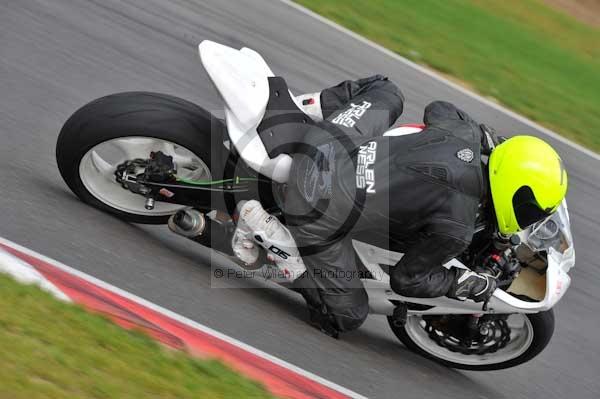 Motorcycle action photographs;Ty croes;anglesey;anglesey photographs;event digital images;eventdigitalimages;no limits trackday;peter wileman photography;trac mon;trackday;trackday digital images;trackday photos