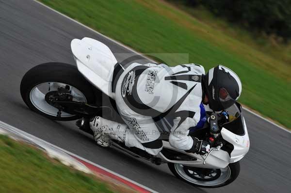 Motorcycle action photographs;Ty croes;anglesey;anglesey photographs;event digital images;eventdigitalimages;no limits trackday;peter wileman photography;trac mon;trackday;trackday digital images;trackday photos