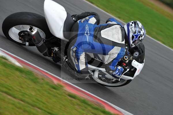 Motorcycle action photographs;Ty croes;anglesey;anglesey photographs;event digital images;eventdigitalimages;no limits trackday;peter wileman photography;trac mon;trackday;trackday digital images;trackday photos