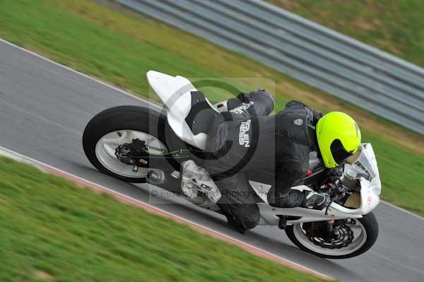 Motorcycle action photographs;Ty croes;anglesey;anglesey photographs;event digital images;eventdigitalimages;no limits trackday;peter wileman photography;trac mon;trackday;trackday digital images;trackday photos