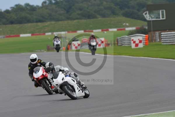 Motorcycle action photographs;Ty croes;anglesey;anglesey photographs;event digital images;eventdigitalimages;no limits trackday;peter wileman photography;trac mon;trackday;trackday digital images;trackday photos