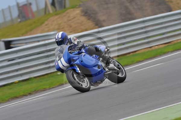 Motorcycle action photographs;Ty croes;anglesey;anglesey photographs;event digital images;eventdigitalimages;no limits trackday;peter wileman photography;trac mon;trackday;trackday digital images;trackday photos