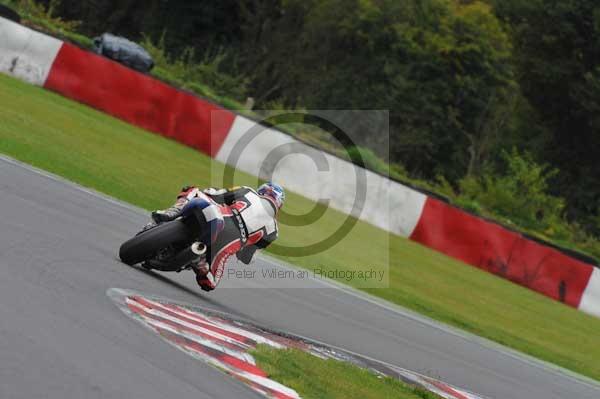 Motorcycle action photographs;Ty croes;anglesey;anglesey photographs;event digital images;eventdigitalimages;no limits trackday;peter wileman photography;trac mon;trackday;trackday digital images;trackday photos