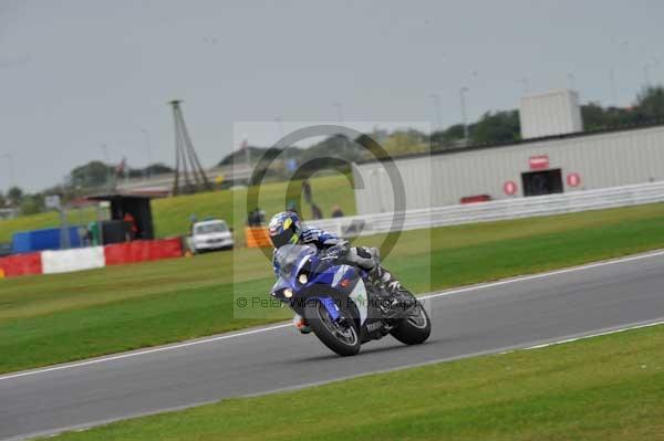 Motorcycle action photographs;Ty croes;anglesey;anglesey photographs;event digital images;eventdigitalimages;no limits trackday;peter wileman photography;trac mon;trackday;trackday digital images;trackday photos