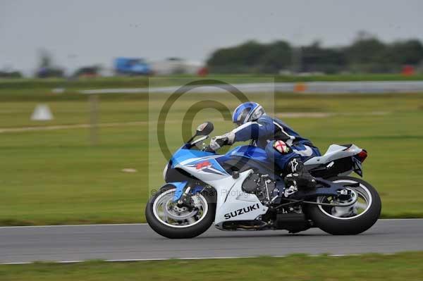 Motorcycle action photographs;Ty croes;anglesey;anglesey photographs;event digital images;eventdigitalimages;no limits trackday;peter wileman photography;trac mon;trackday;trackday digital images;trackday photos