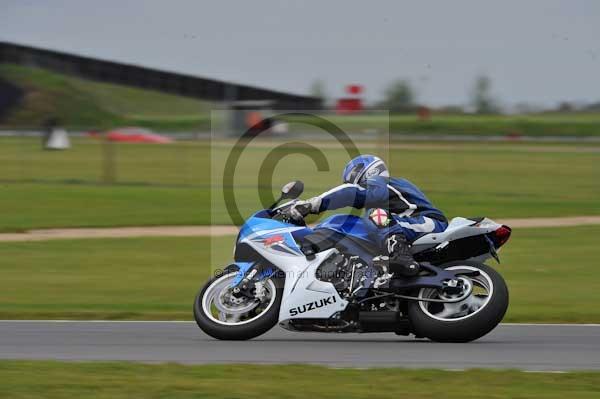 Motorcycle action photographs;Ty croes;anglesey;anglesey photographs;event digital images;eventdigitalimages;no limits trackday;peter wileman photography;trac mon;trackday;trackday digital images;trackday photos