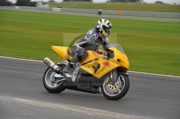 Motorcycle action photographs;Ty croes;anglesey;anglesey photographs;event digital images;eventdigitalimages;no limits trackday;peter wileman photography;trac mon;trackday;trackday digital images;trackday photos