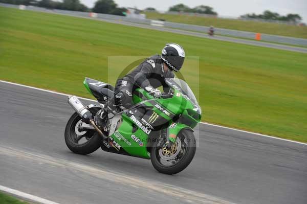 Motorcycle action photographs;Ty croes;anglesey;anglesey photographs;event digital images;eventdigitalimages;no limits trackday;peter wileman photography;trac mon;trackday;trackday digital images;trackday photos