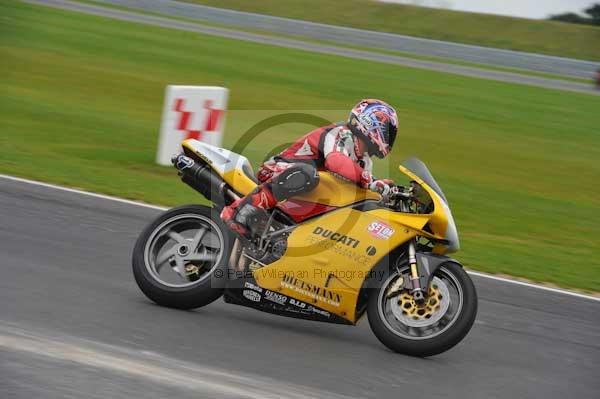 Motorcycle action photographs;Ty croes;anglesey;anglesey photographs;event digital images;eventdigitalimages;no limits trackday;peter wileman photography;trac mon;trackday;trackday digital images;trackday photos