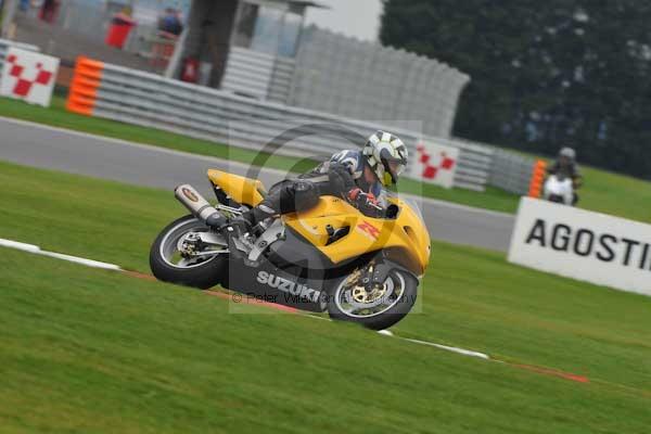 Motorcycle action photographs;Ty croes;anglesey;anglesey photographs;event digital images;eventdigitalimages;no limits trackday;peter wileman photography;trac mon;trackday;trackday digital images;trackday photos