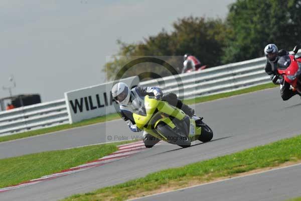 Motorcycle action photographs;Ty croes;anglesey;anglesey photographs;event digital images;eventdigitalimages;no limits trackday;peter wileman photography;trac mon;trackday;trackday digital images;trackday photos